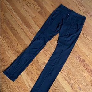 Lululemon skinny groove pant